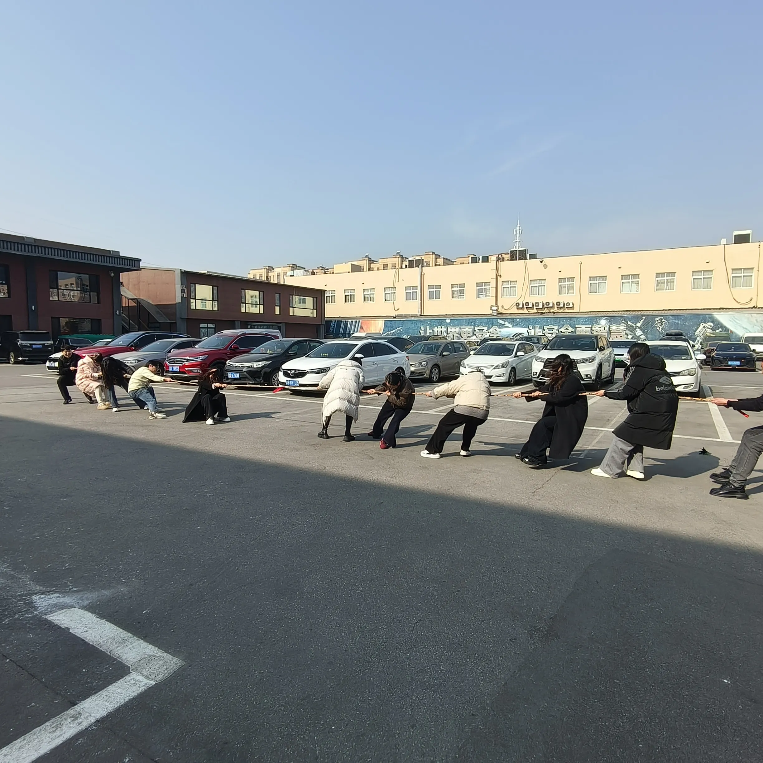 Haozhifeng realiza actividad de formación de equipos